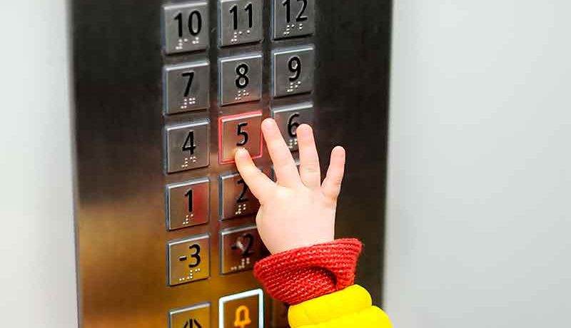 Правила поведения детей в лифте