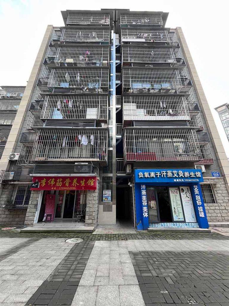 Встановлення ліфтів у старих будинках Китаю - 1